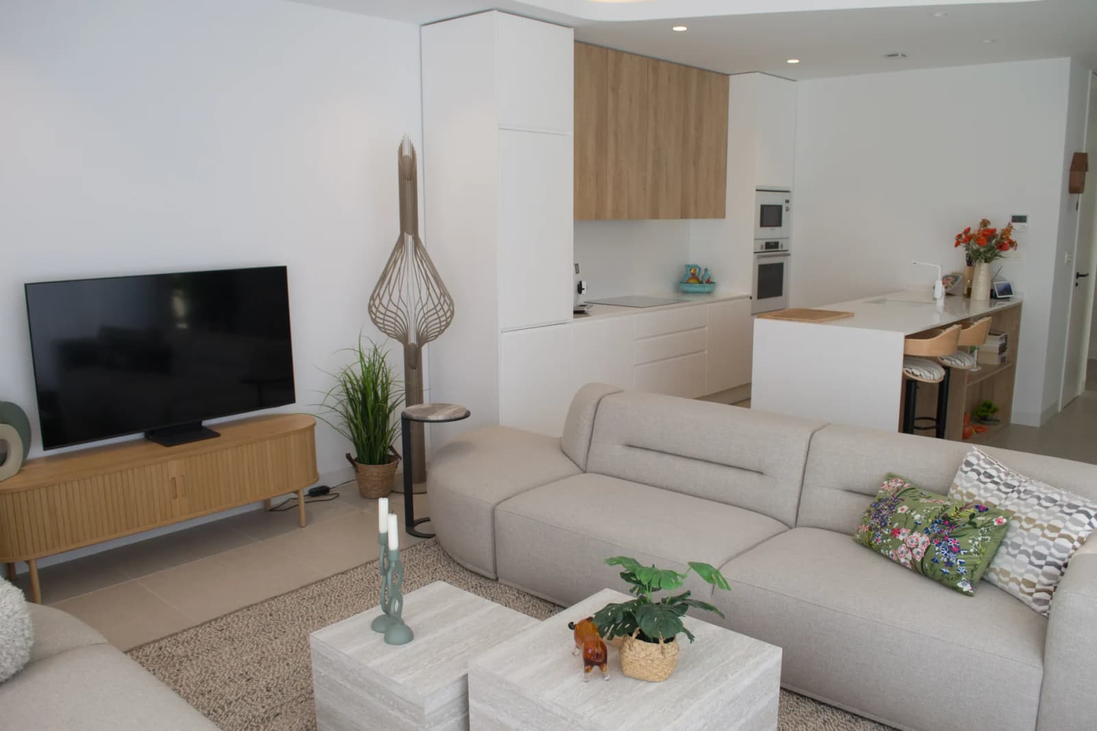Luxery Villa In Los Altos - Image 9