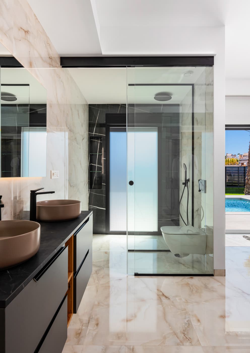 Luxery Brand New Villa - Image 9
