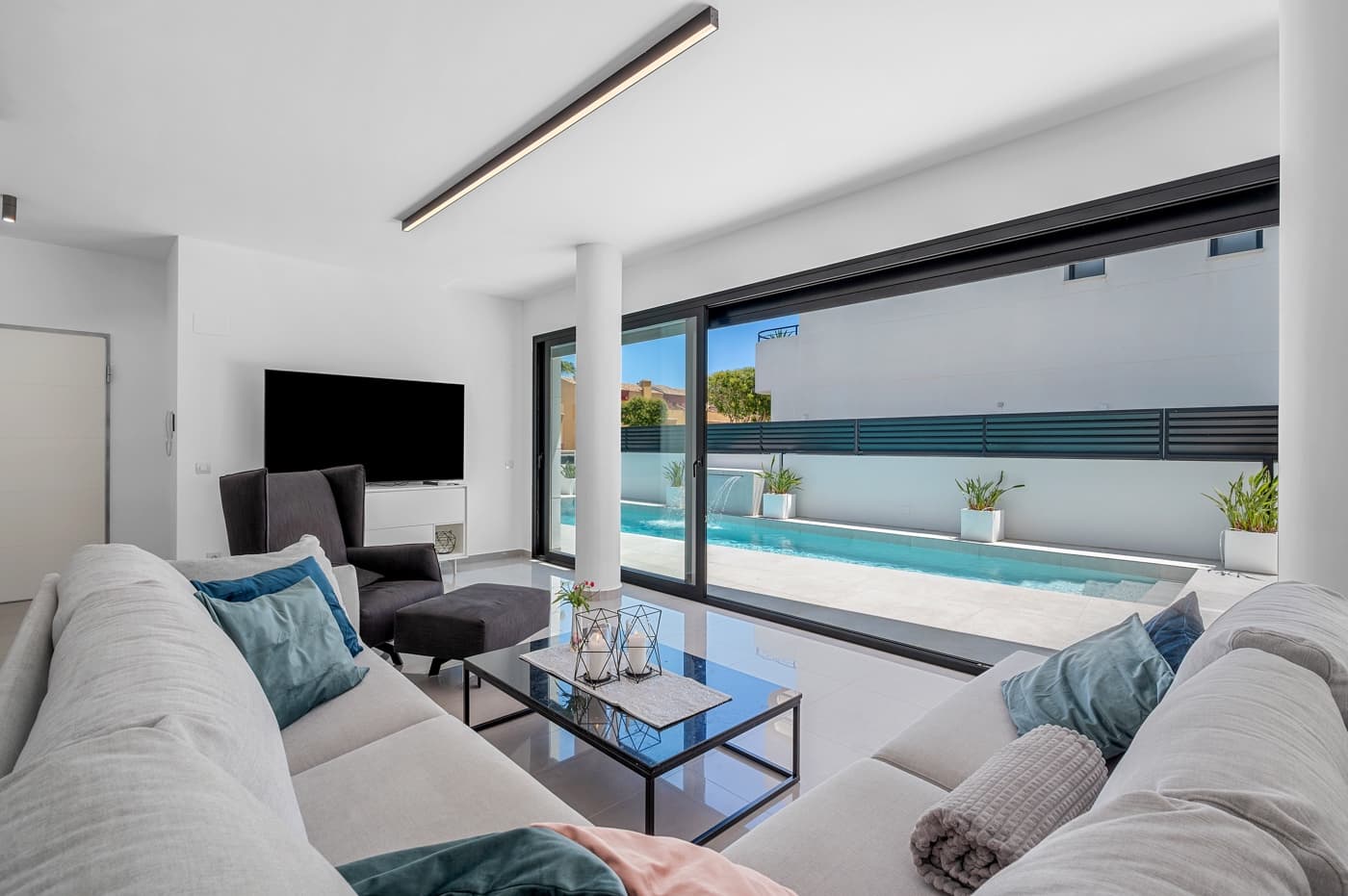 Villa In Guardamar Del Segura - Image 7