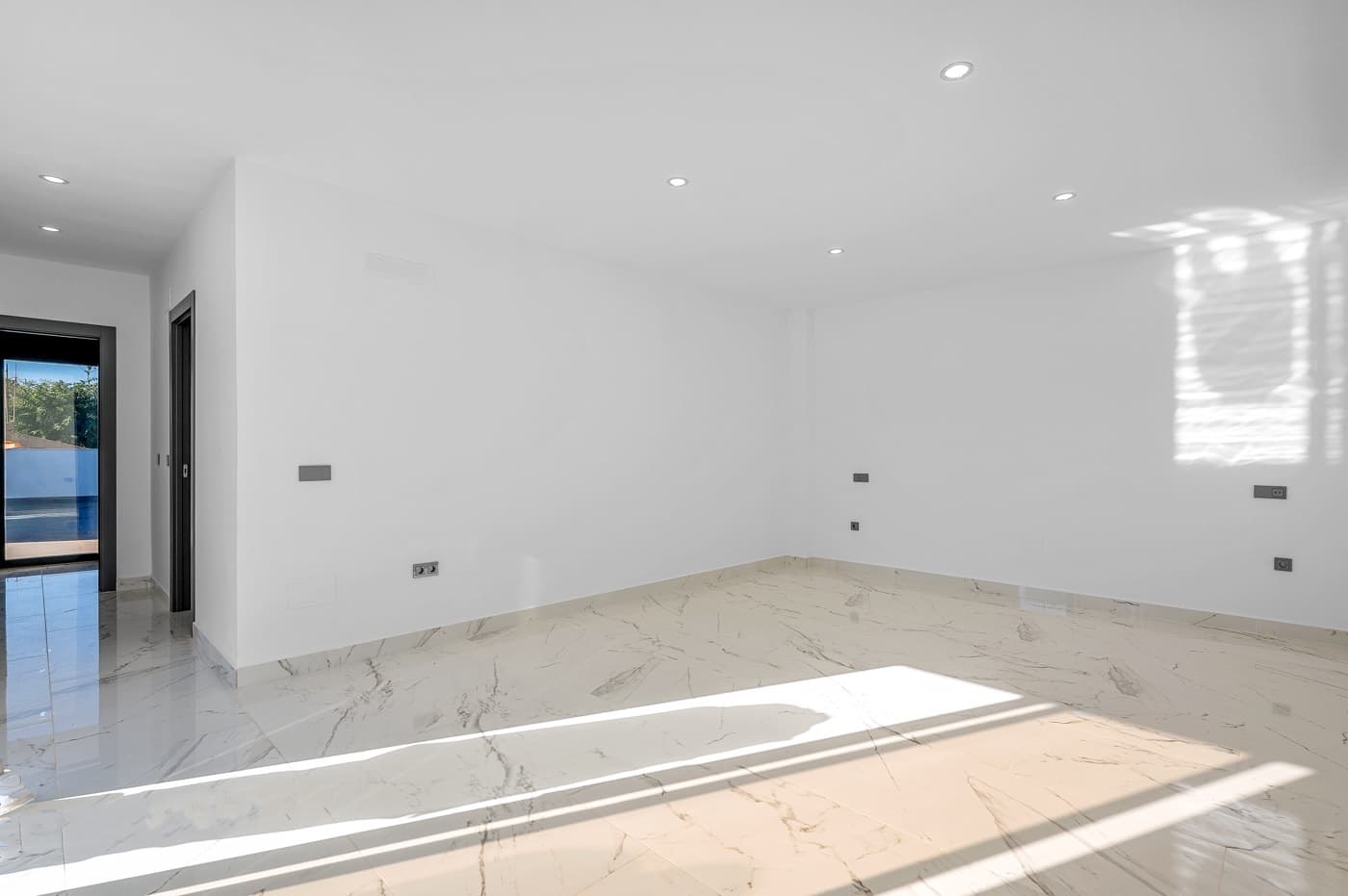 Villa In Campoamor - Image 7