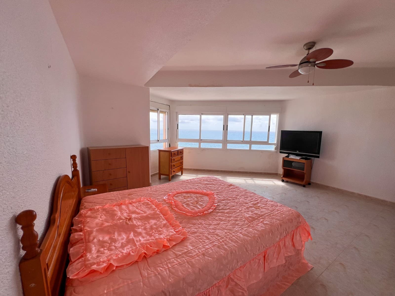 Apartment In Torrevieja - Image 7