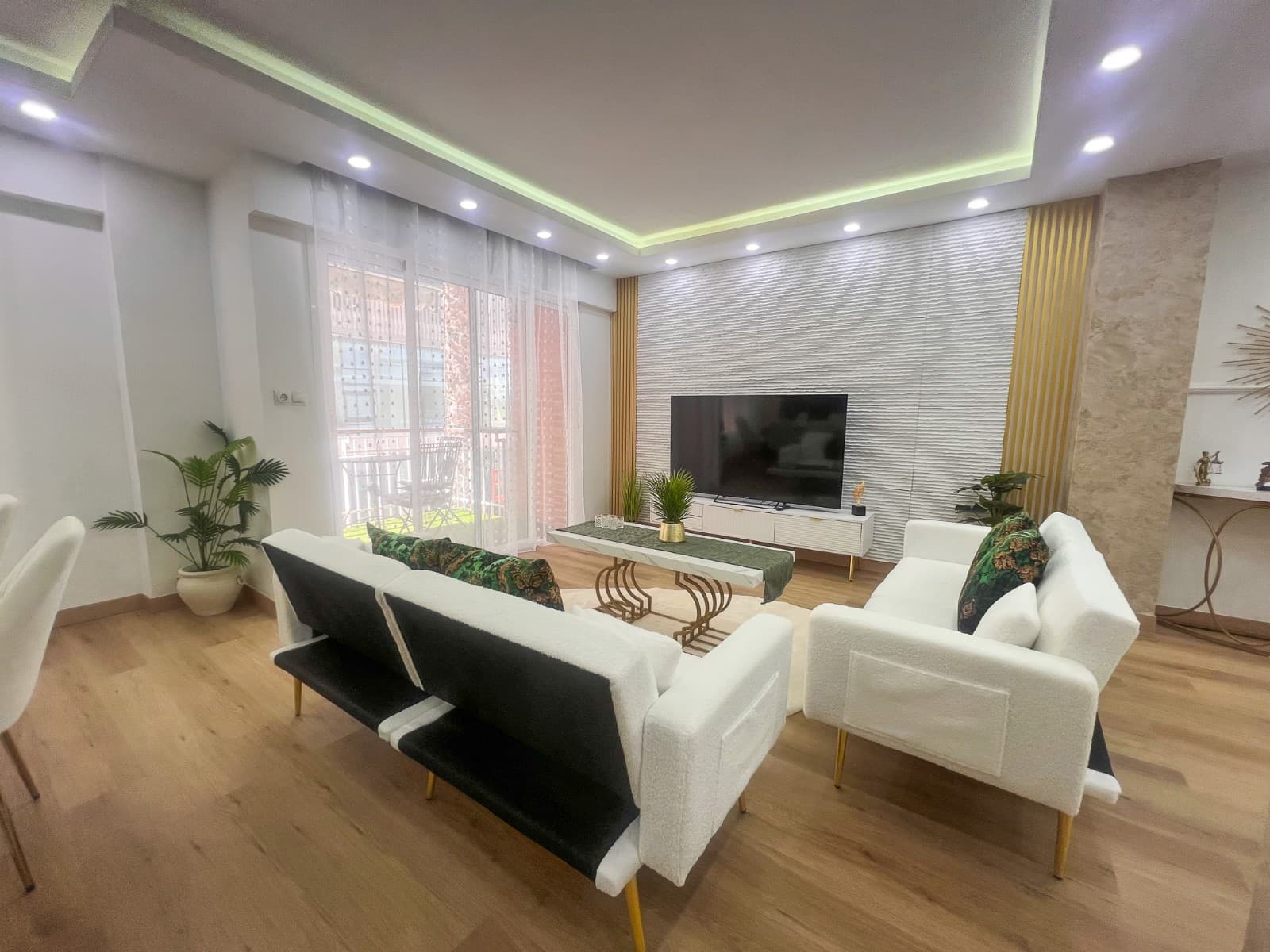 Apartment In Torrevieja - Image 4