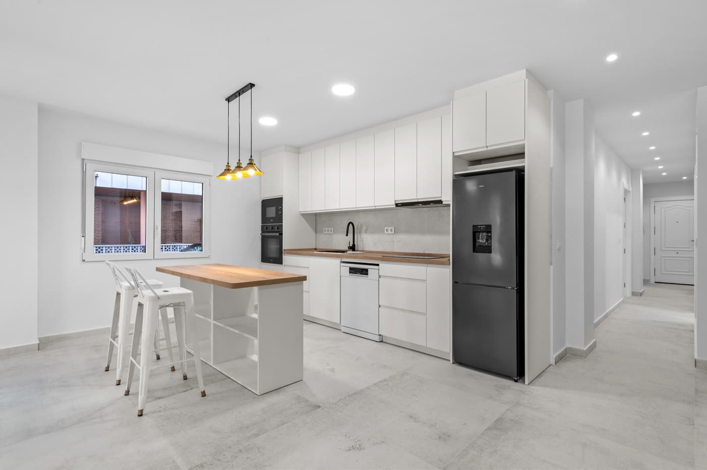 Apartment In Torrevieja - Image 4