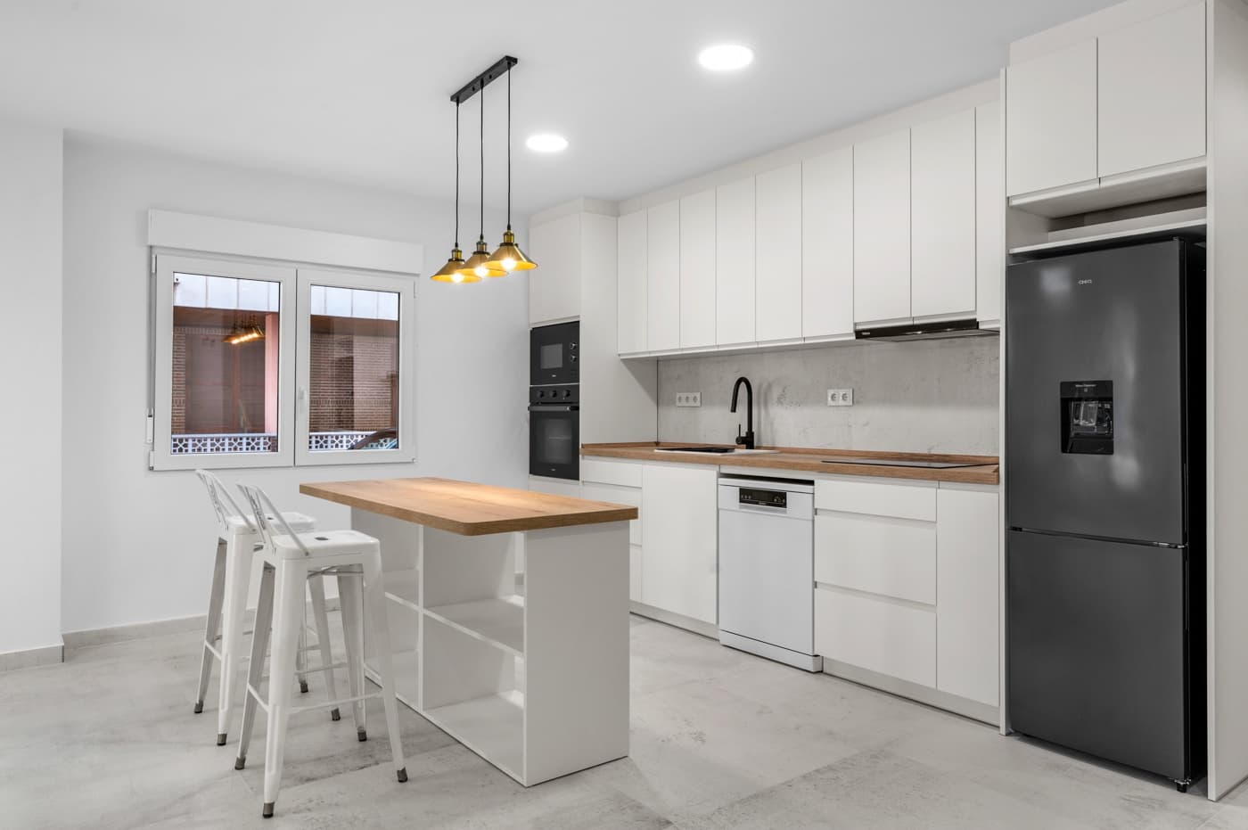 Apartment In Torrevieja - Image 6