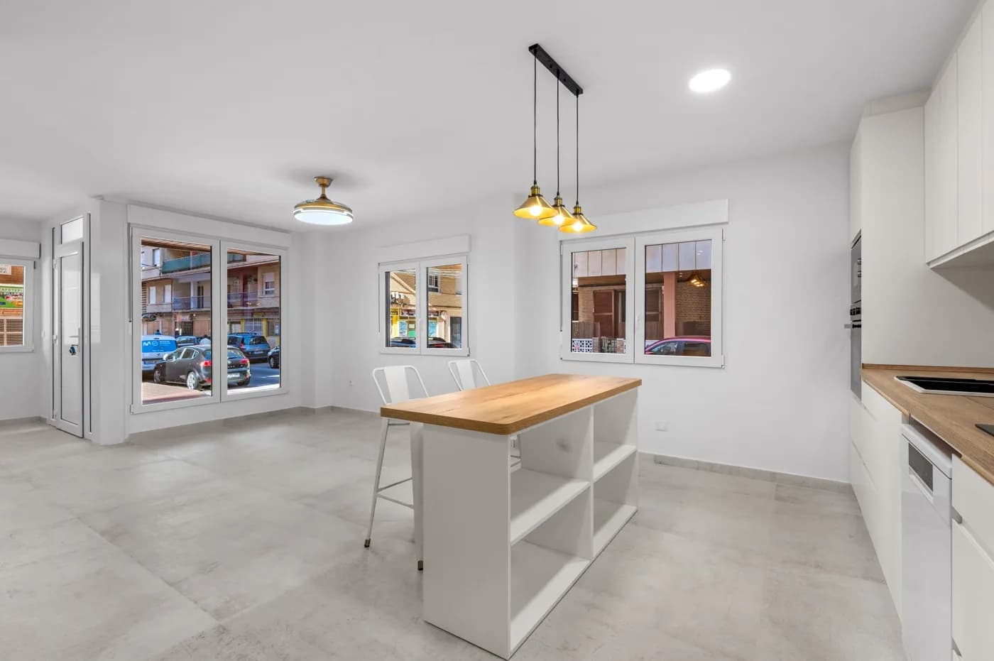 Apartment In Torrevieja - Image 8