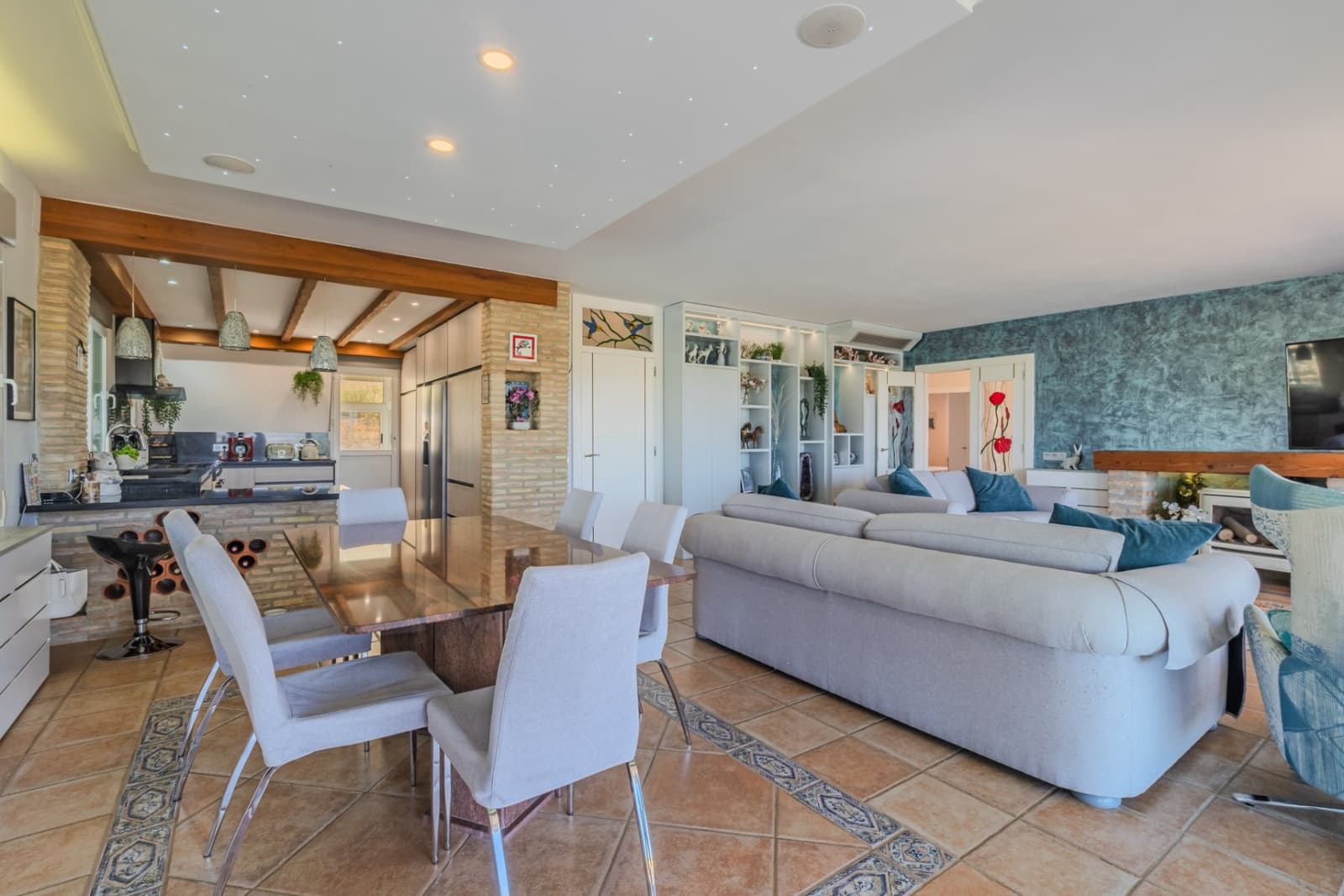 Finca Country Property In San Miguel De Salinas - Image 9