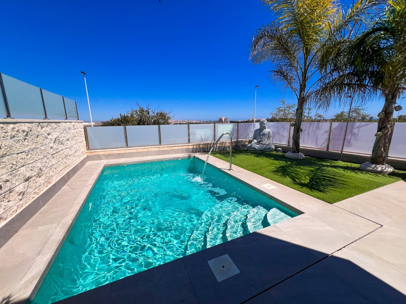 Independent Villa In Torrevieja - Image 4