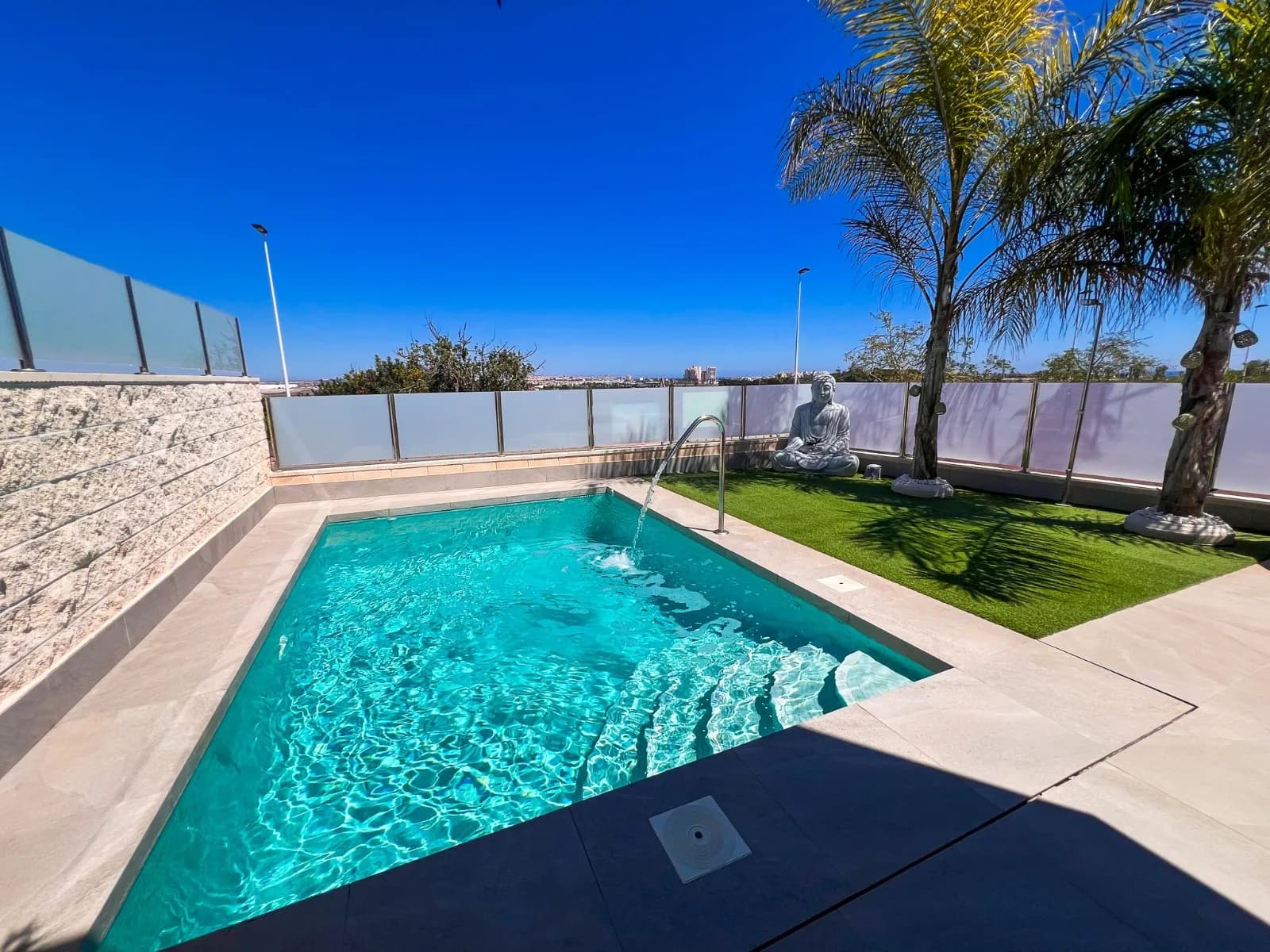Independent Villa In Torrevieja - Image 4