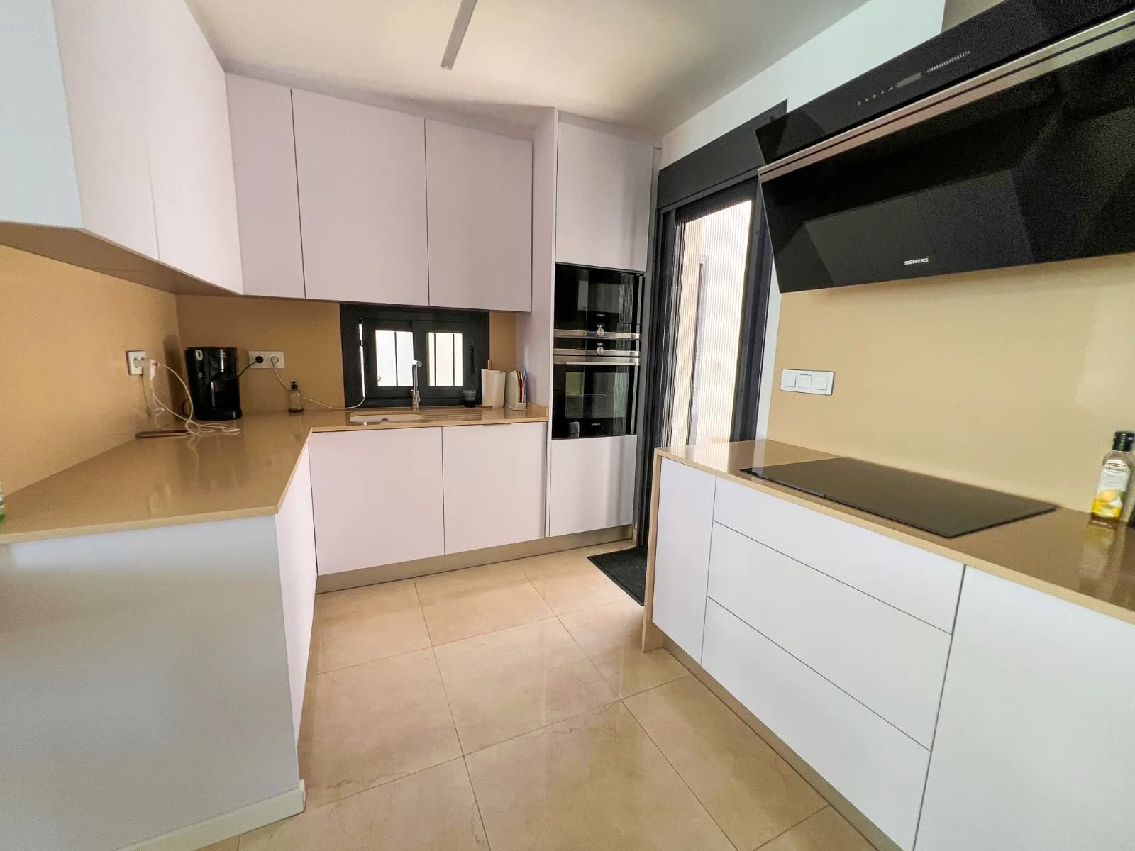 Independent Villa In San Miguel De Salinas - Image 8