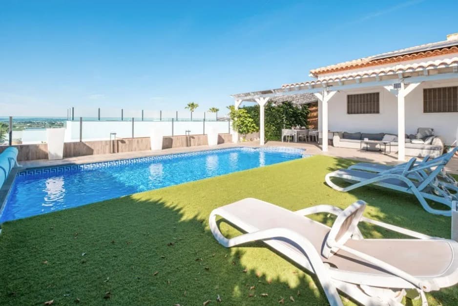 Independent Villa In San Fulgencio - Image 9