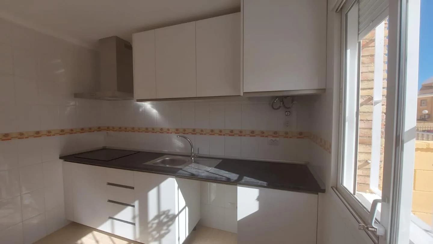 Precioso Bungalow Reformado Con Piscina Privada, Solárium Y Urbanización Con Piscinas En Ciudad Quesada - Image 9