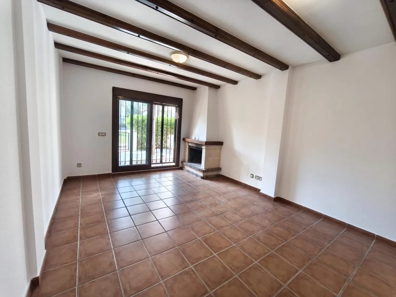 Bungalow Adosado Con Jardín, Solárium Y Piscina En Algorfa - Image 8