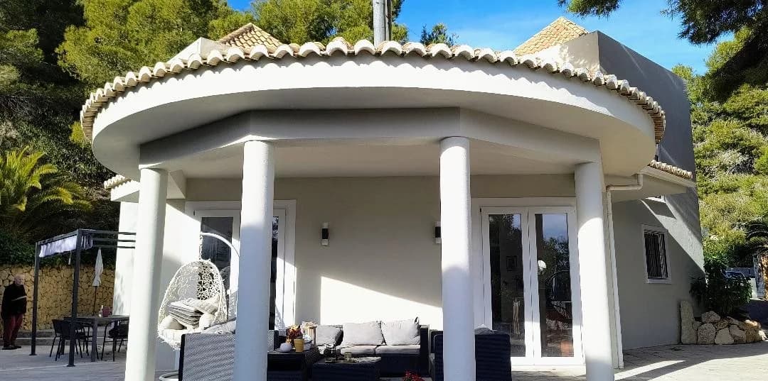 Independent Villa In Altea - Image 2