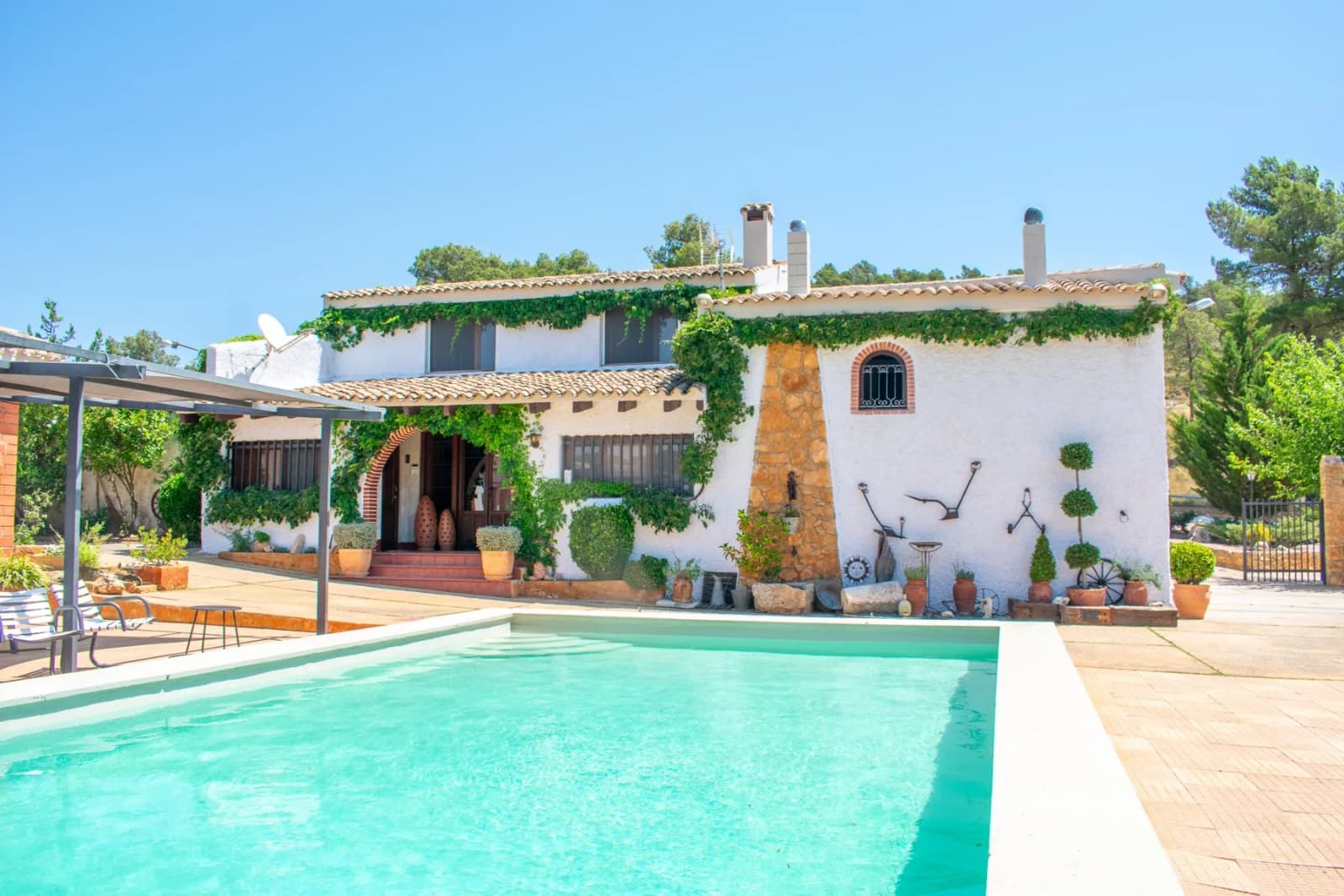 Independent Villa In Onil