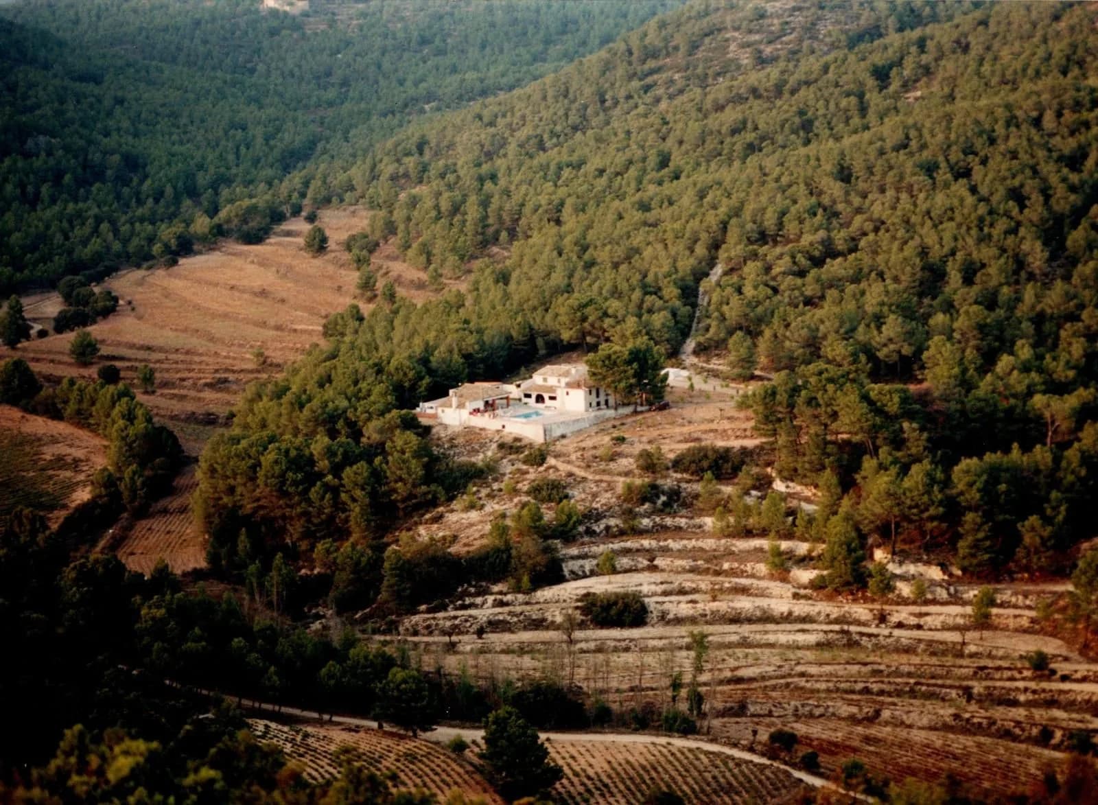 Independent Villa In Onil - Image 3