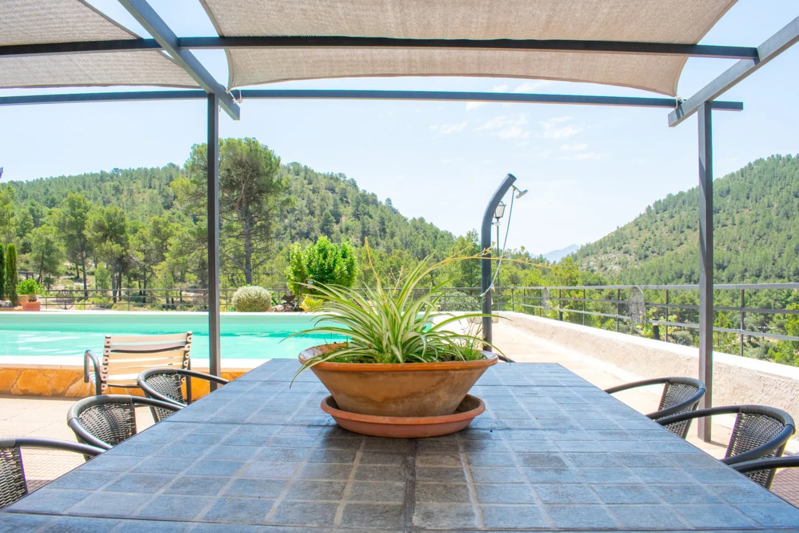 Independent Villa In Onil - Image 8