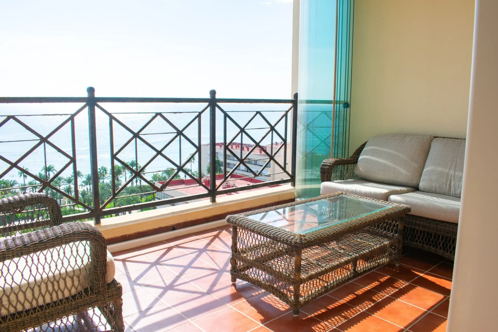 Apartamento In Torrevieja - Image 3