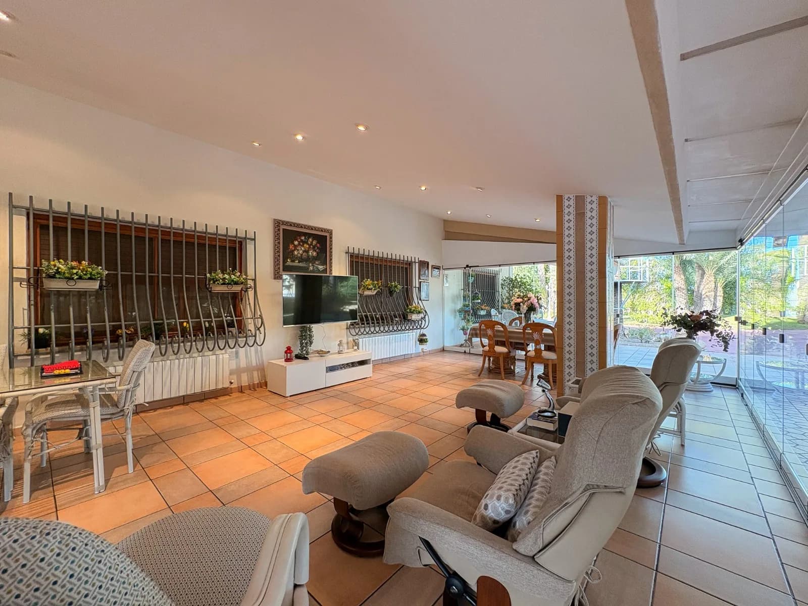 Finca Country Property In Elche - Image 3
