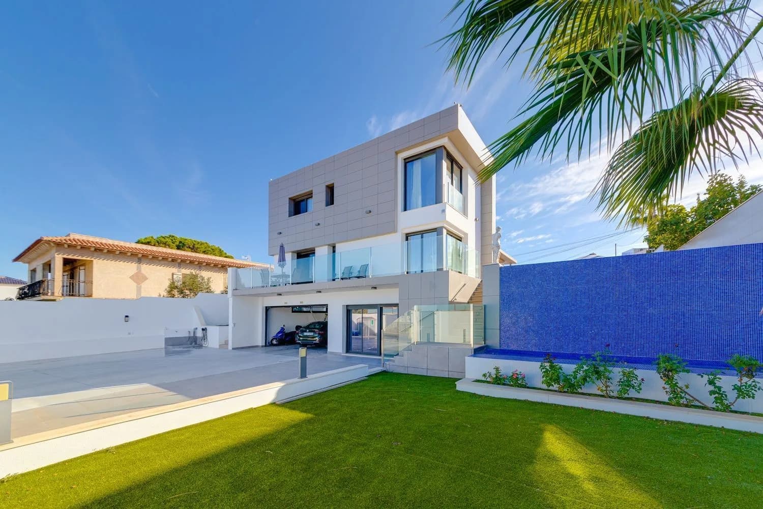 Independent Villa In Torrevieja - Image 4