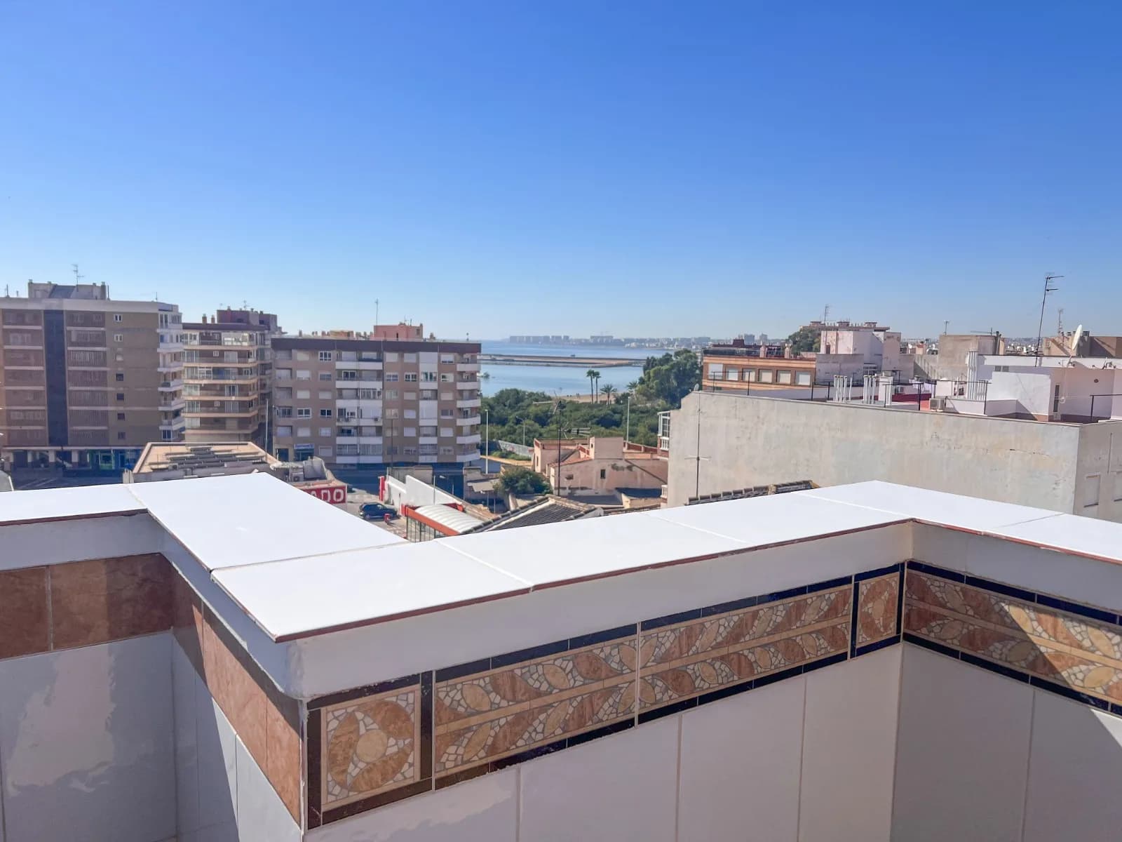 Apartamento In Torrevieja - Image 3