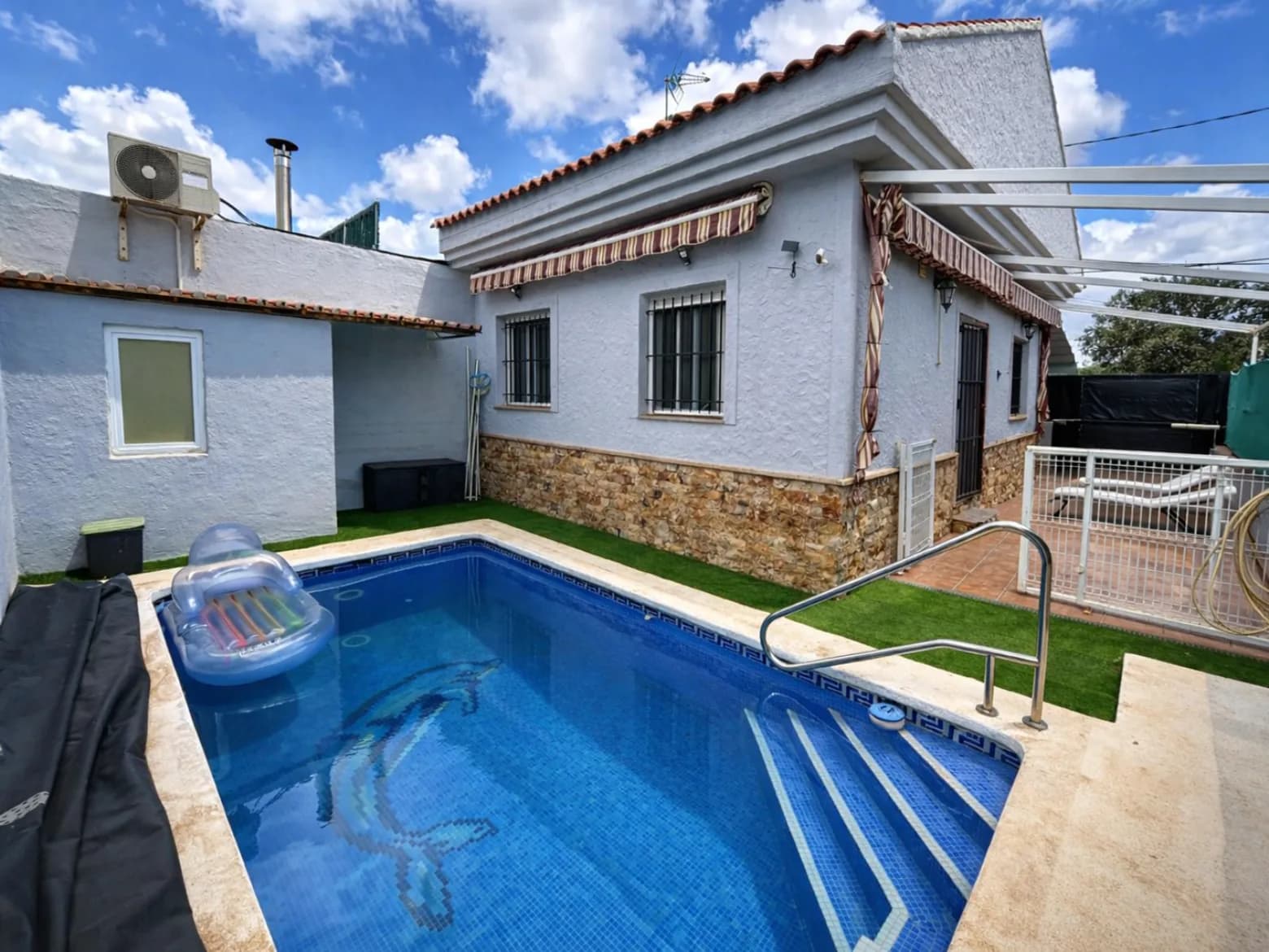 Independent Villa In Los Urrutias