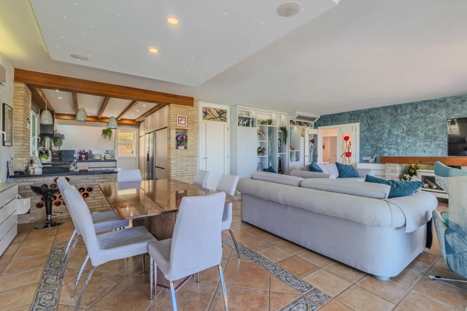 Finca Country Property In San Miguel De Salinas - Image 9