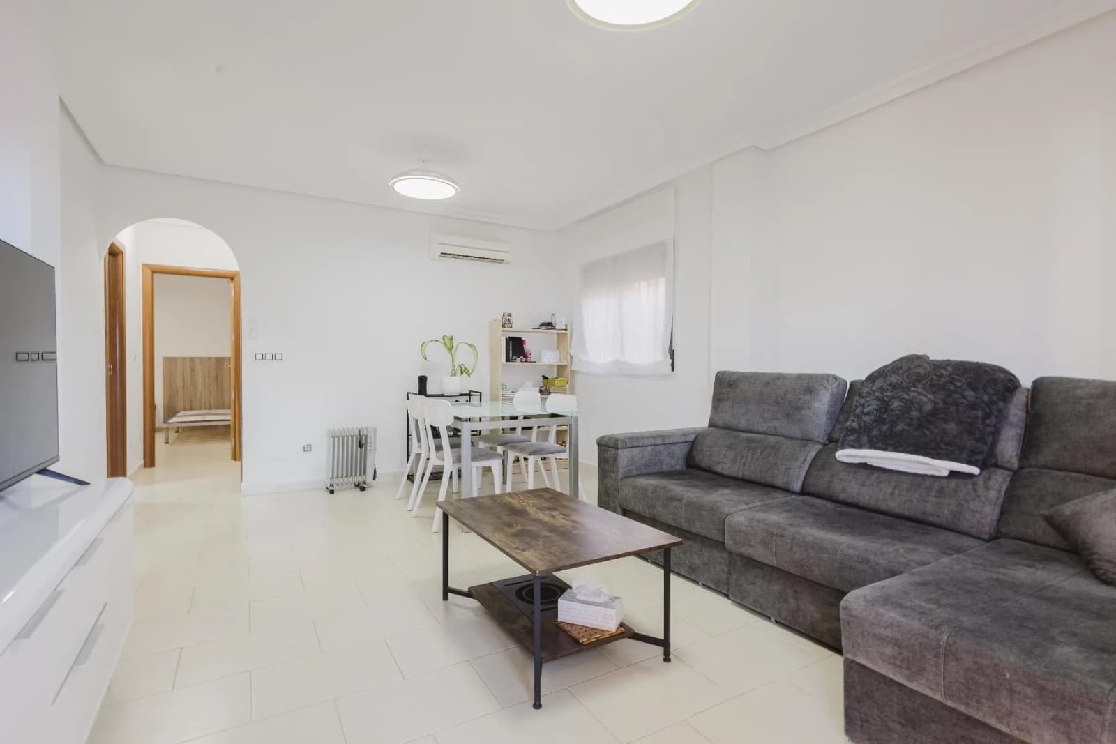 Chalet In Torrevieja - Image 6