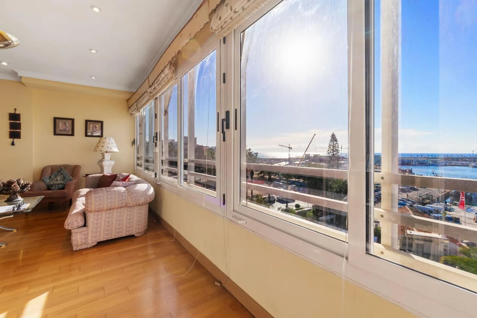 Apartamento In Torrevieja - Image 4