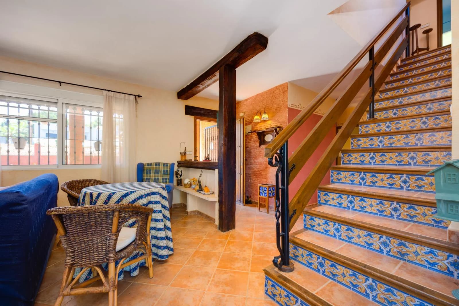 Chalet In San Miguel De Salinas - Image 9