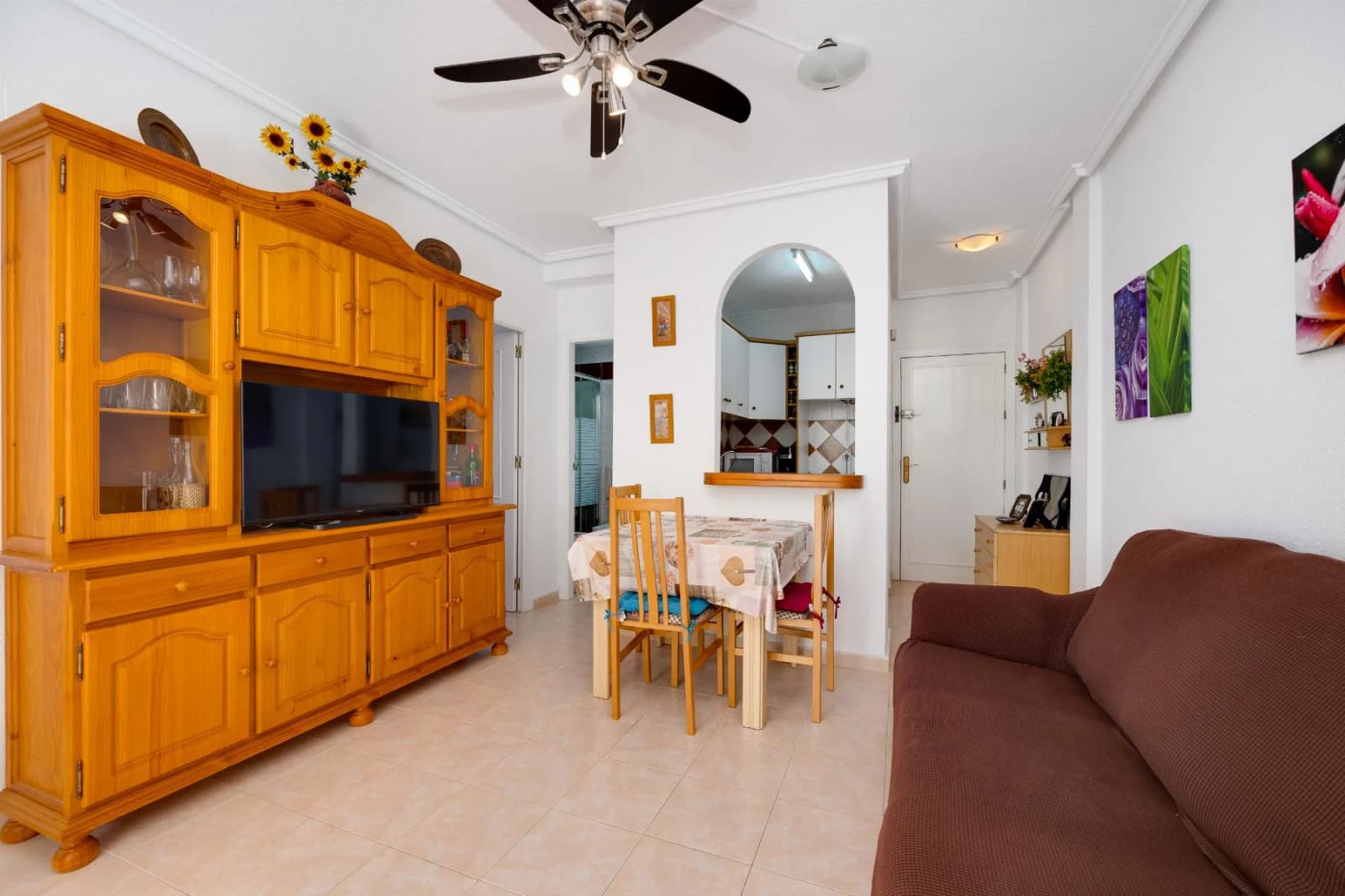 Bungalow In Torrevieja - Image 2