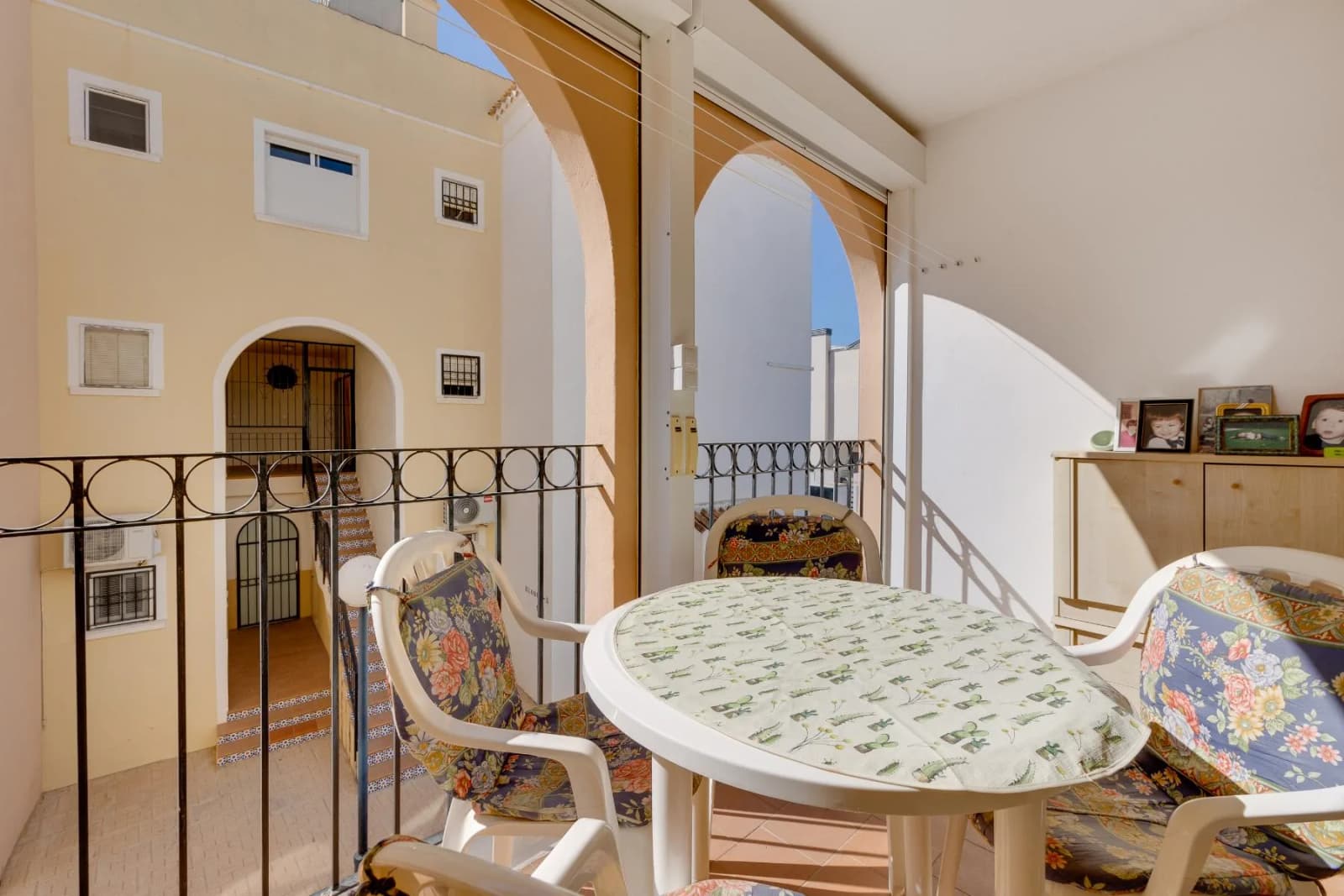 Bungalow In Torrevieja - Image 8