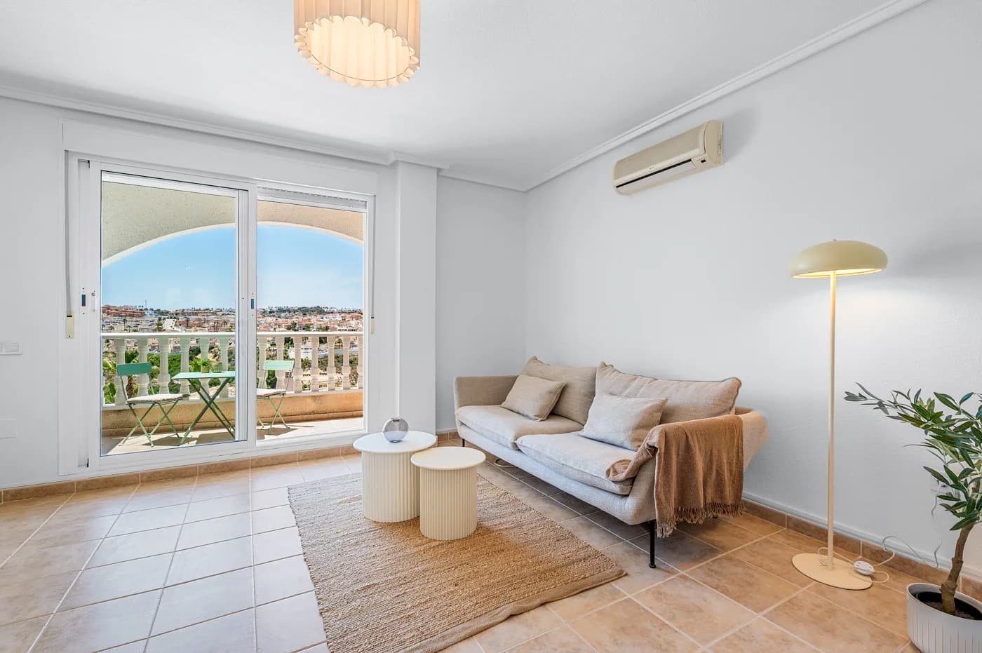 Apartment de 2 dormitorios en venta en Torrevieja, Costa Blanca (Alicante) - Image 6