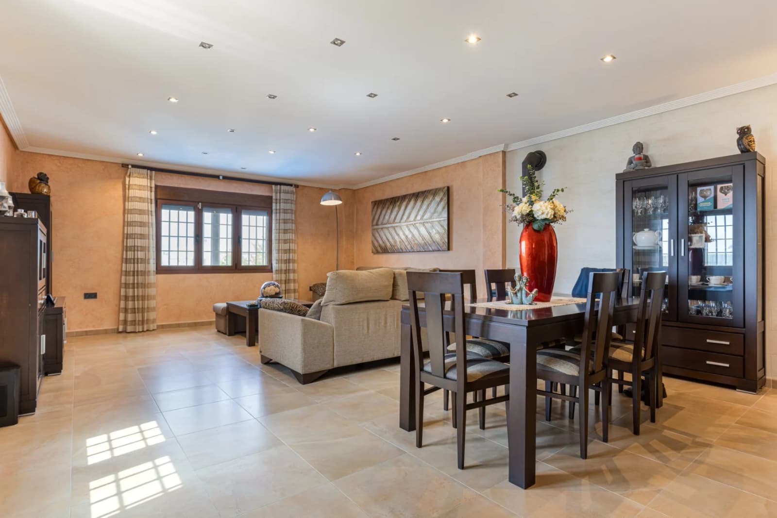 Detached Villa In Los Montesinos - Image 4