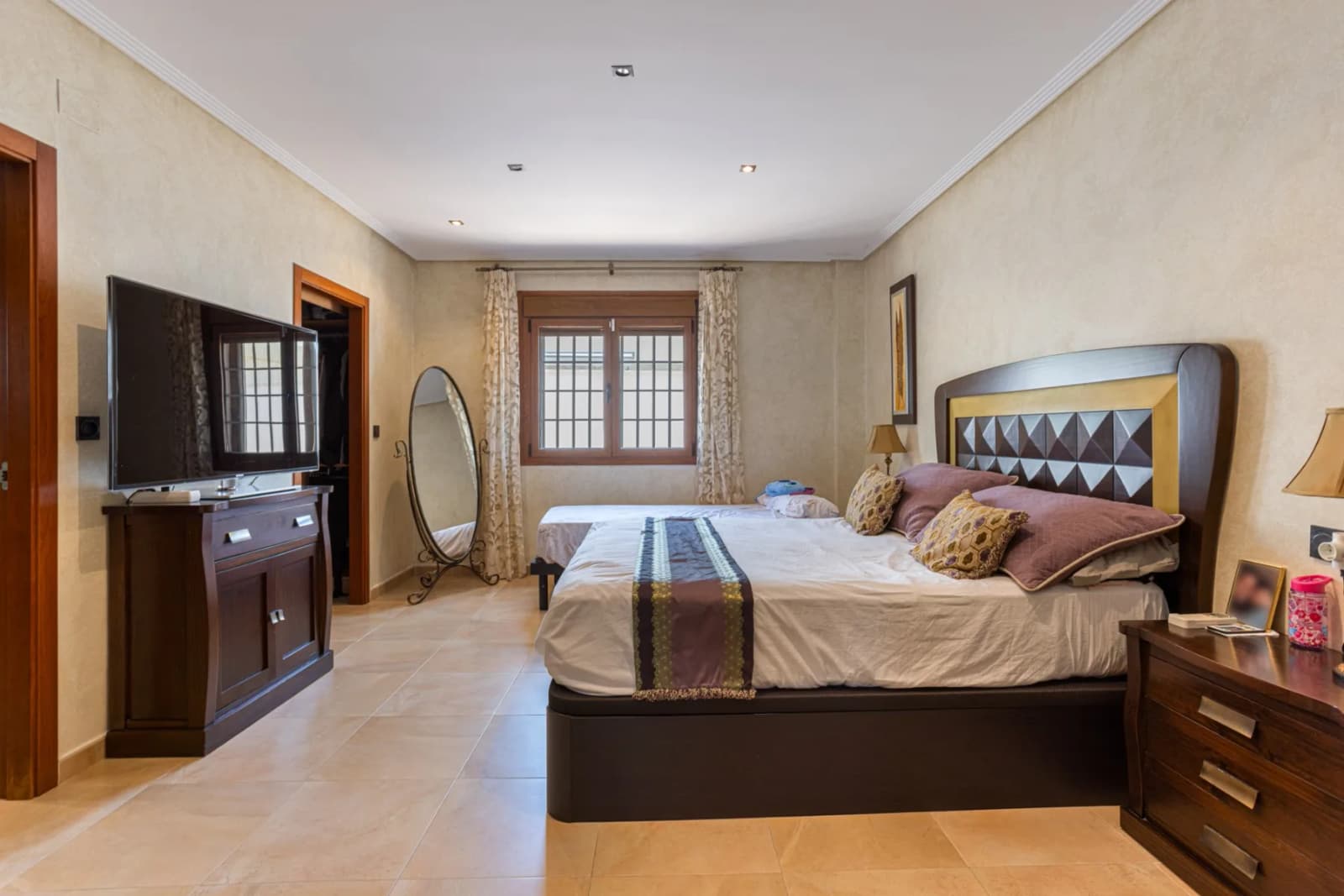 Detached Villa In Los Montesinos - Image 9
