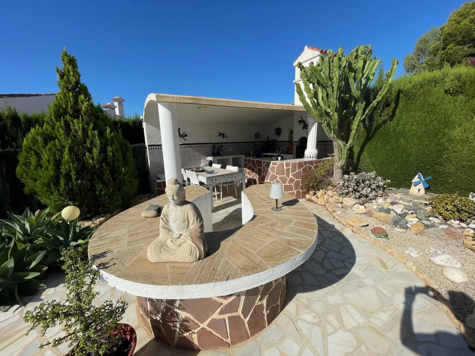 Detached Villa In Alfas Del Pi - Image 7