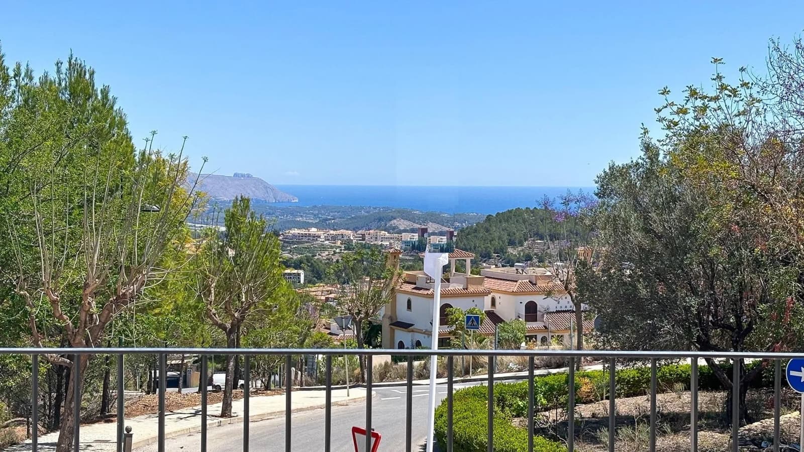 Villa de 3 chambres à vendre à Polop, Alicante - Image 2