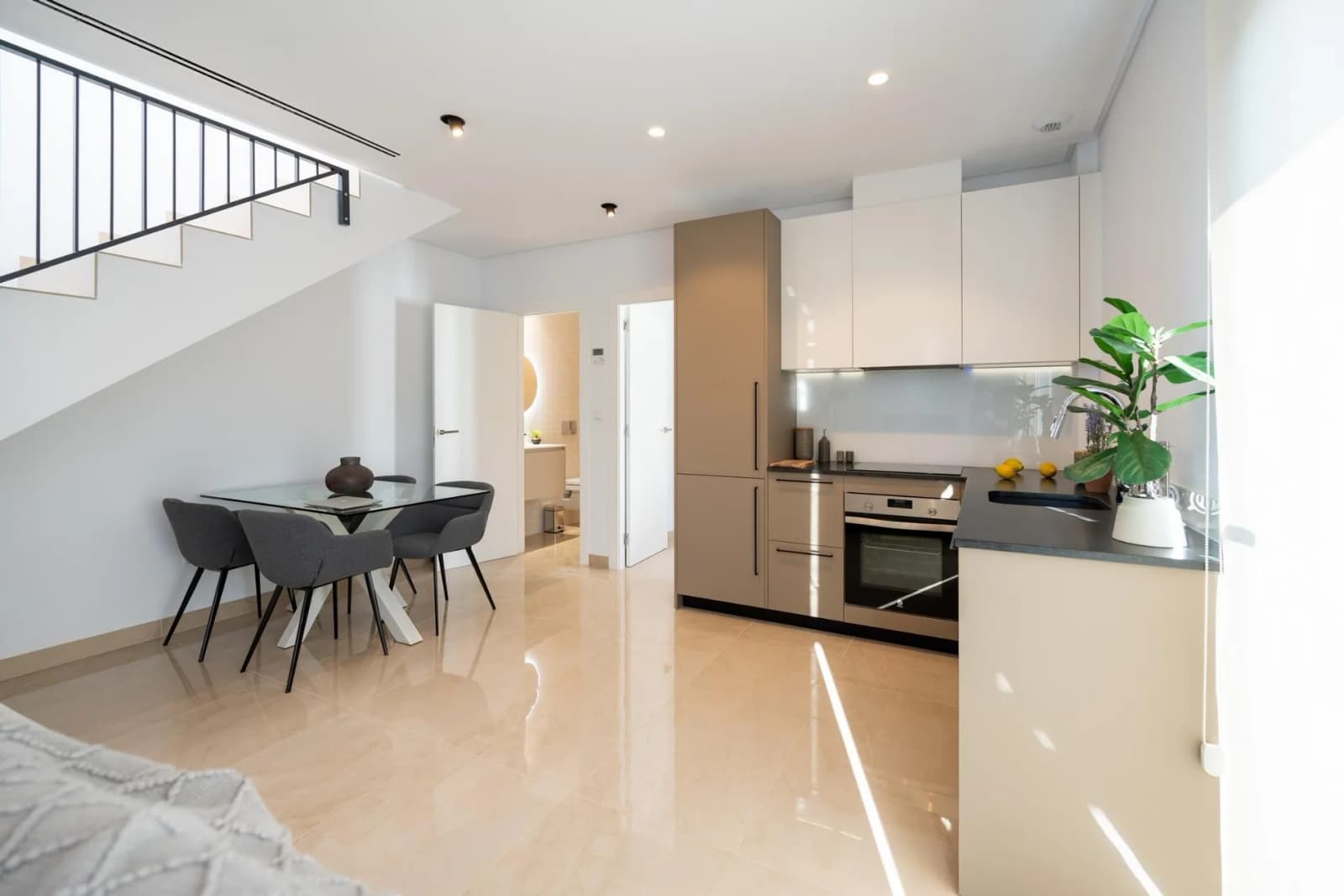 3 Bedroom Villa for Sale in La Marina, Alicante - Image 8