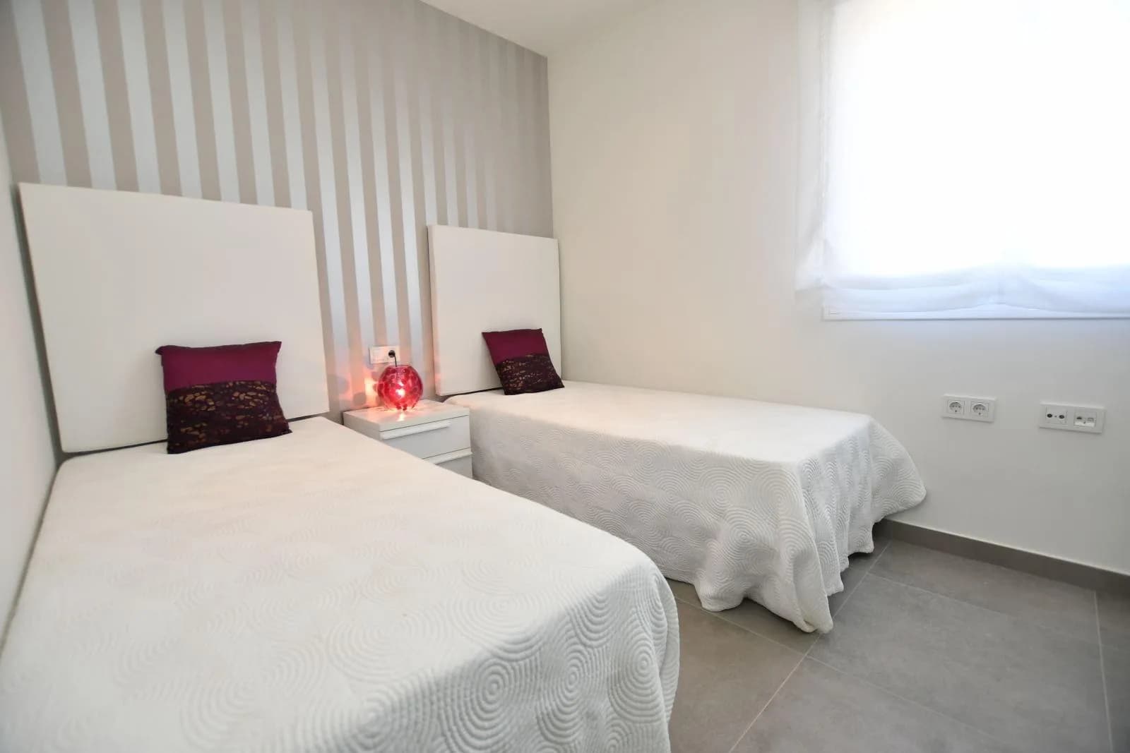 3 Bedroom Bungalow for Sale in San Miguel de Salinas, Alicante - Image 7