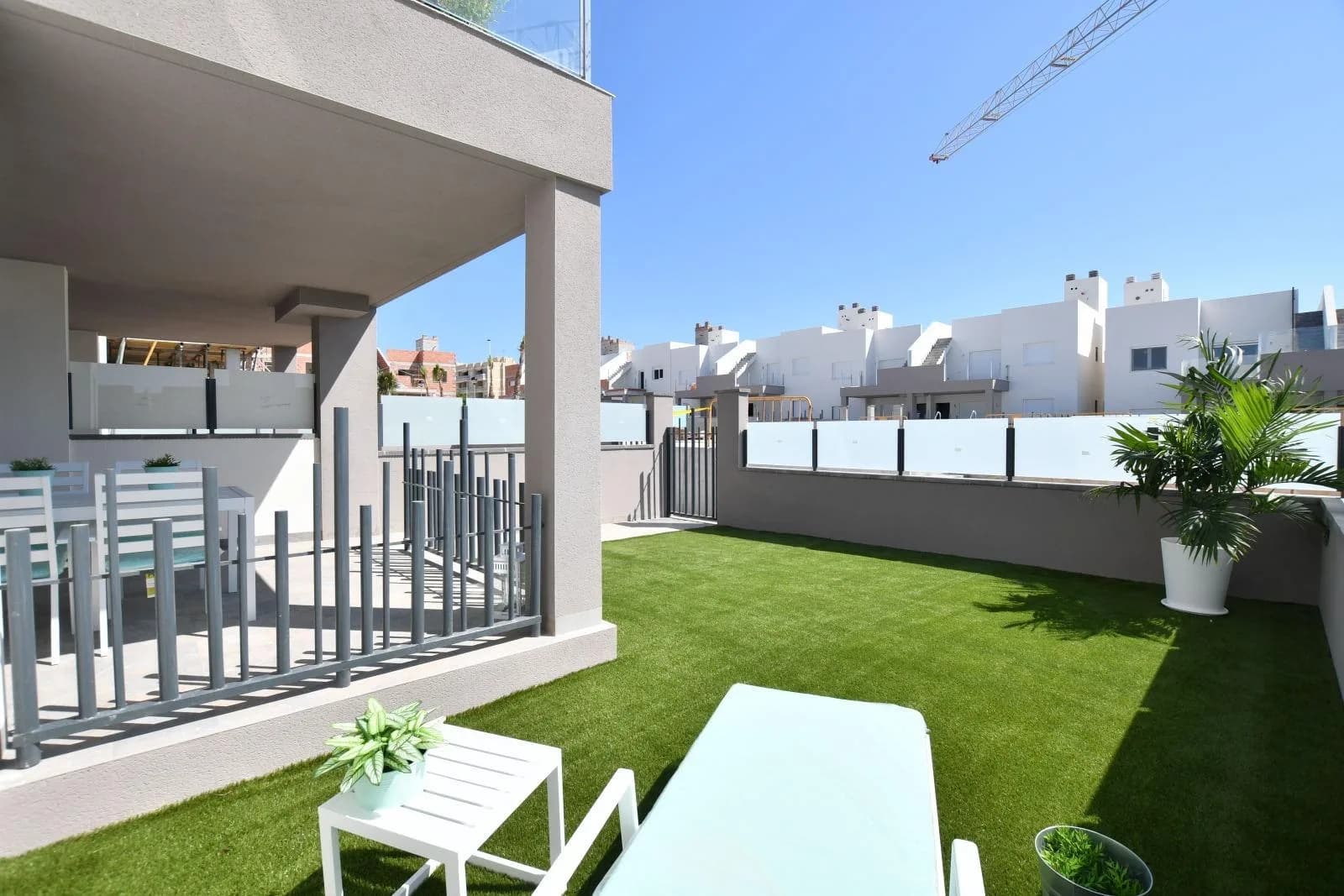 Bungalow de 2 dormitorios en venta en San Miguel de Salinas, Alicante - Image 6