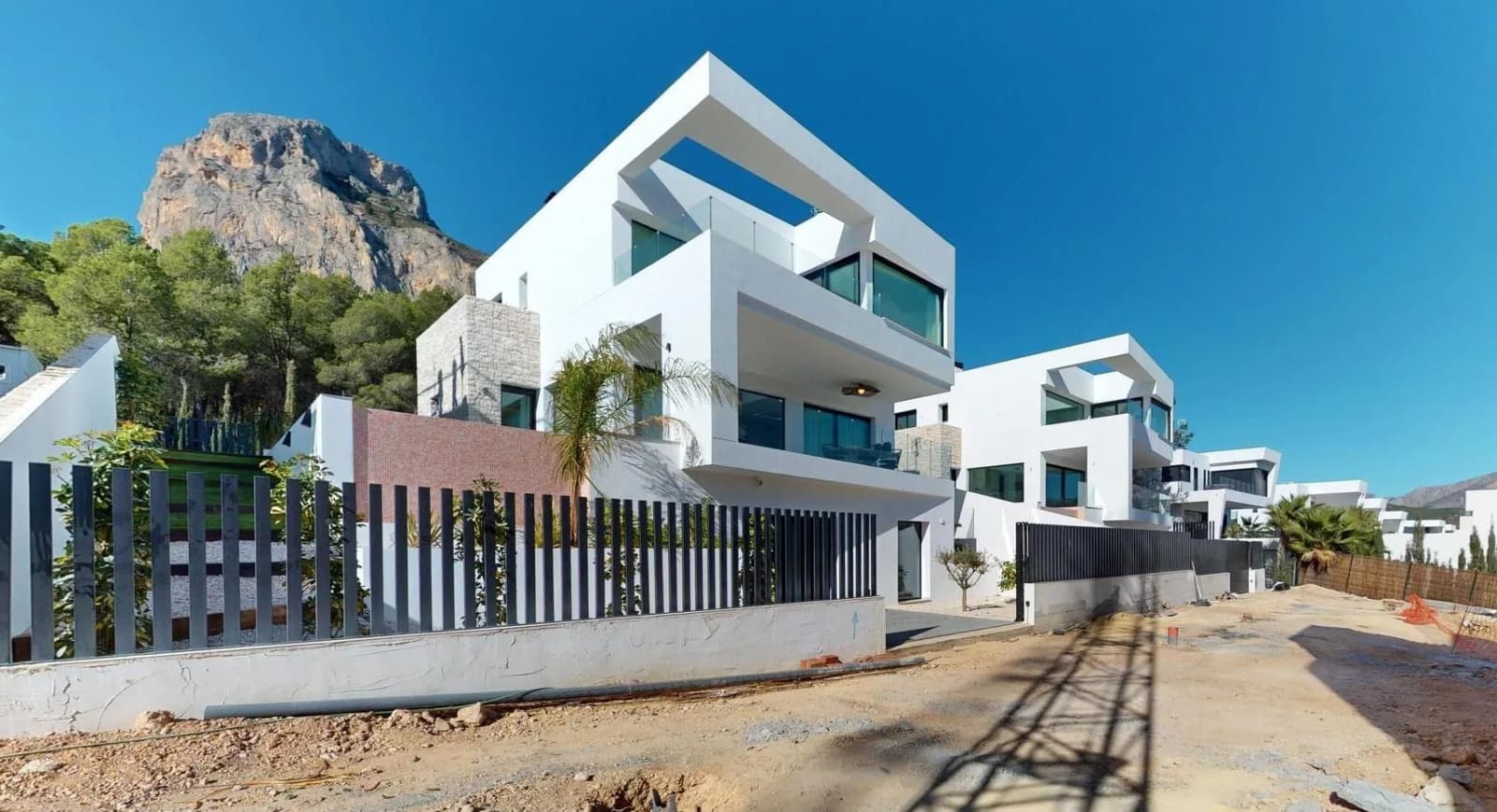Villa de 3 chambres à vendre à Polop, Alicante - Image 3