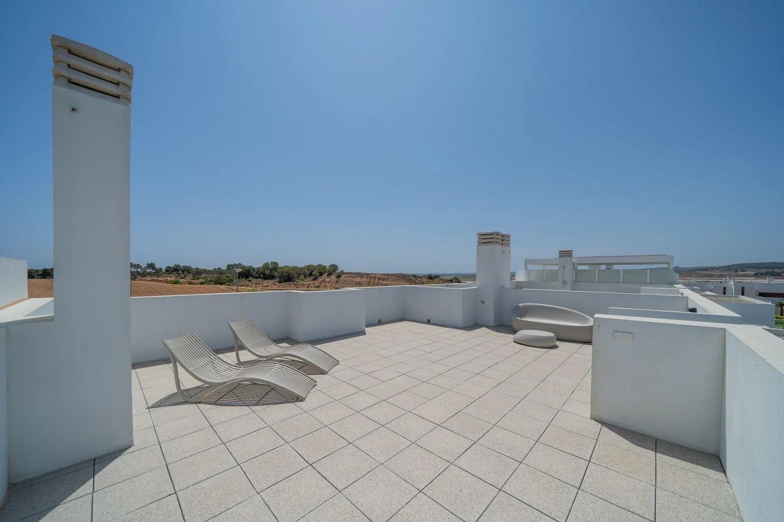 Bungalow de 2 dormitorios en venta en Orihuela, Alicante - Image 4