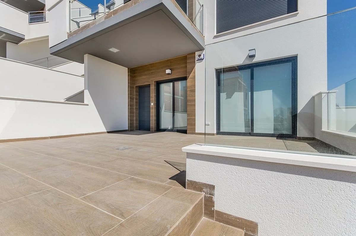 Bungalow met 2 slaapkamers te koop in San Miguel de Salinas, Alicante - Image 2