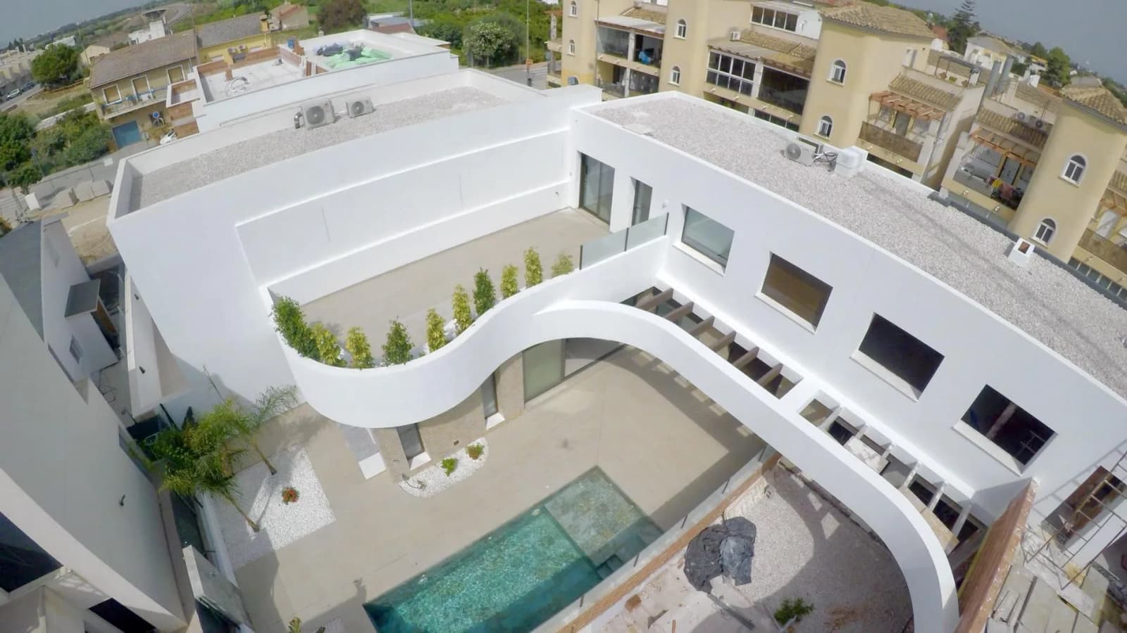 Villa de 4 dormitorios en venta en Almoradi, Alicante - Image 4