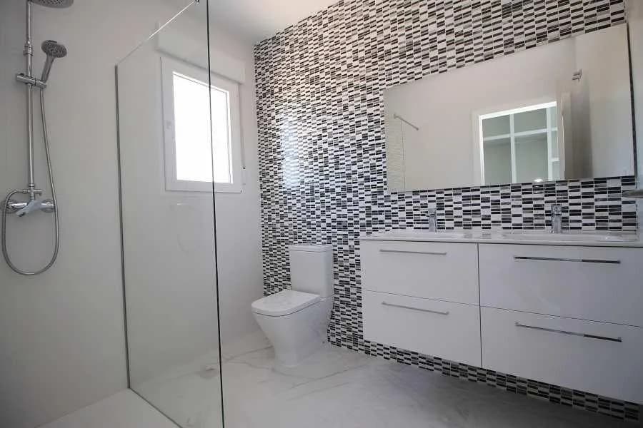Villa met 4 slaapkamers te koop in Pinoso, Alicante - Image 9