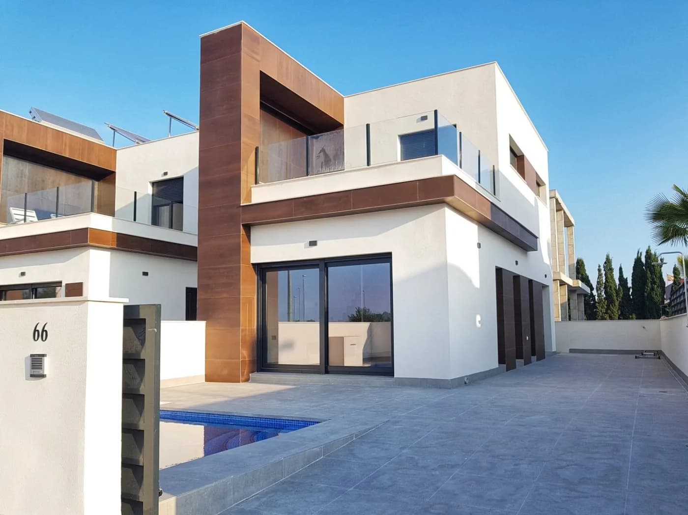 Villa de 3 dormitorios en venta en Daya Nueva, Alicante