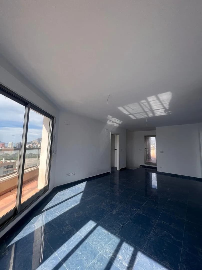 Villa de 3 dormitorios en venta en Calpe, Alicante - Image 3