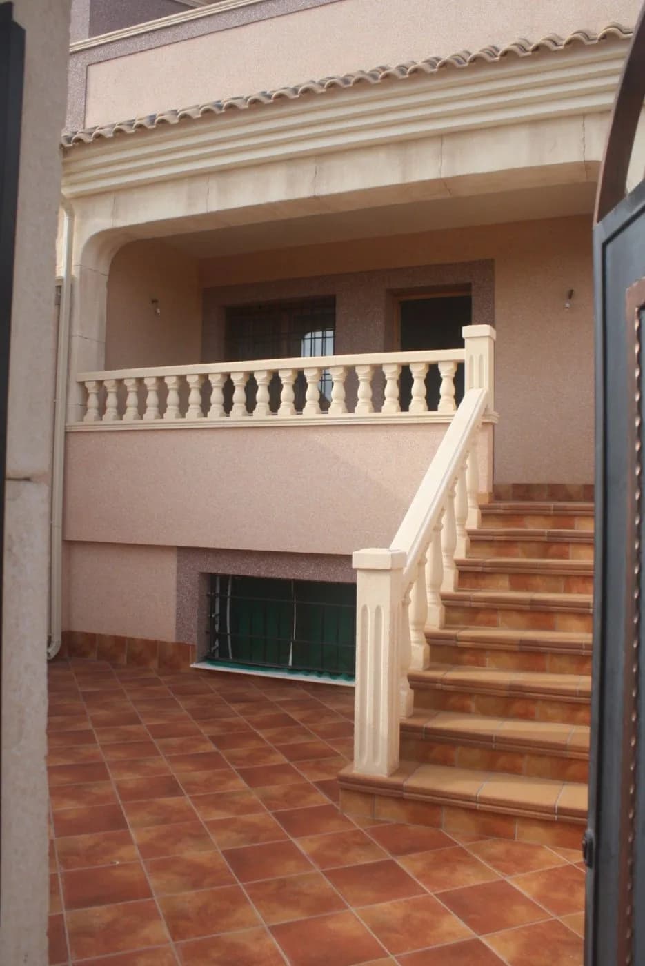 Town House In Torrevieja - Image 2