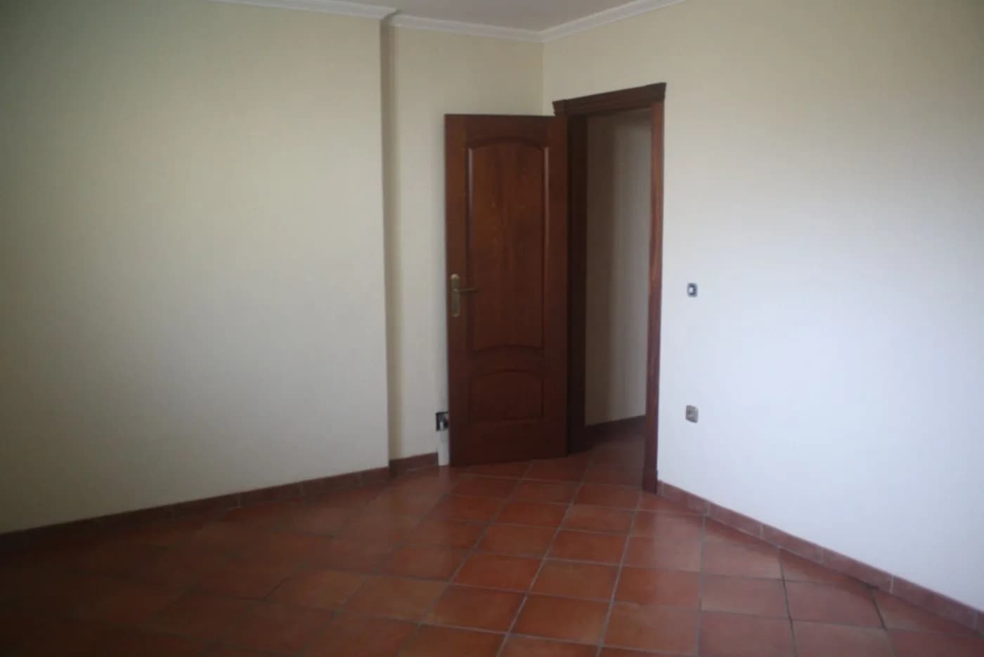 Town House In Torrevieja - Image 8