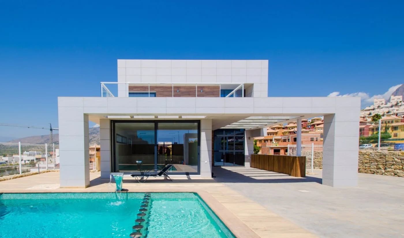 Villa de 4 chambres à vendre à Finestrat, Alicante - Image 3
