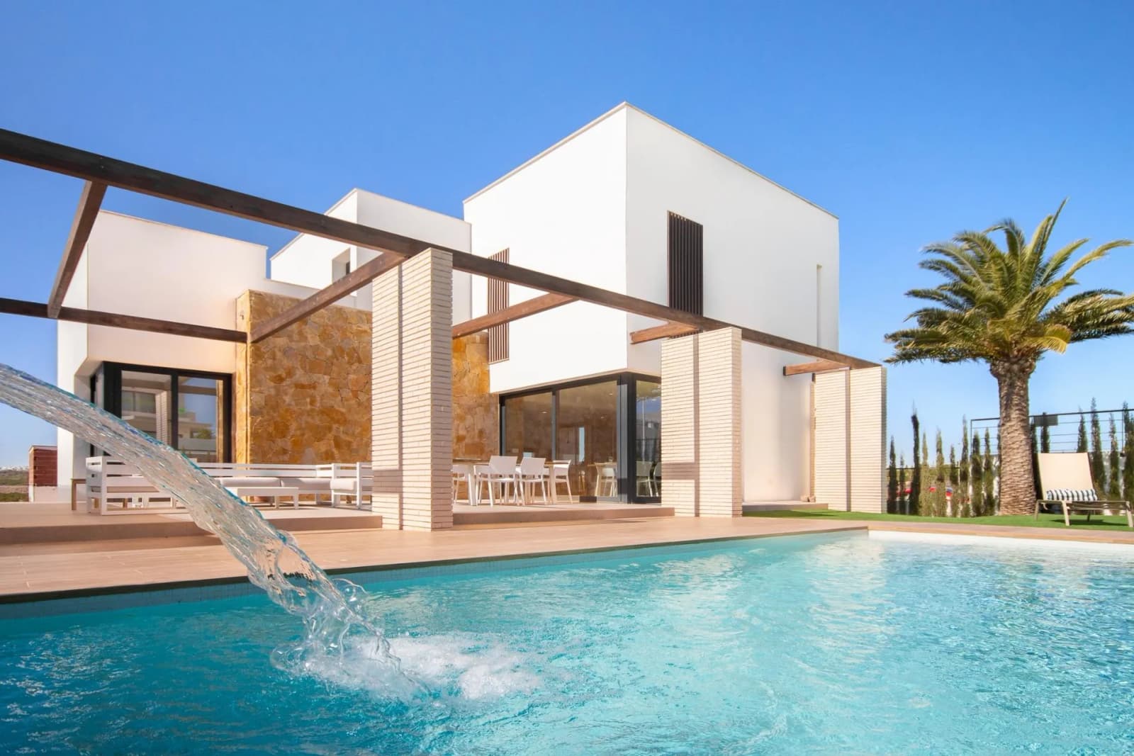 Villa met 4 slaapkamers te koop in Orihuela Costa, Alicante